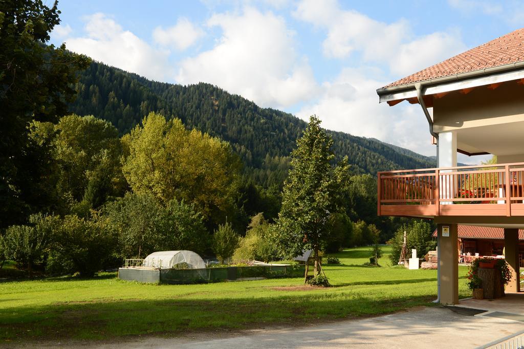 La Casa Al Noce Aparthotel Mezzana  Exterior photo